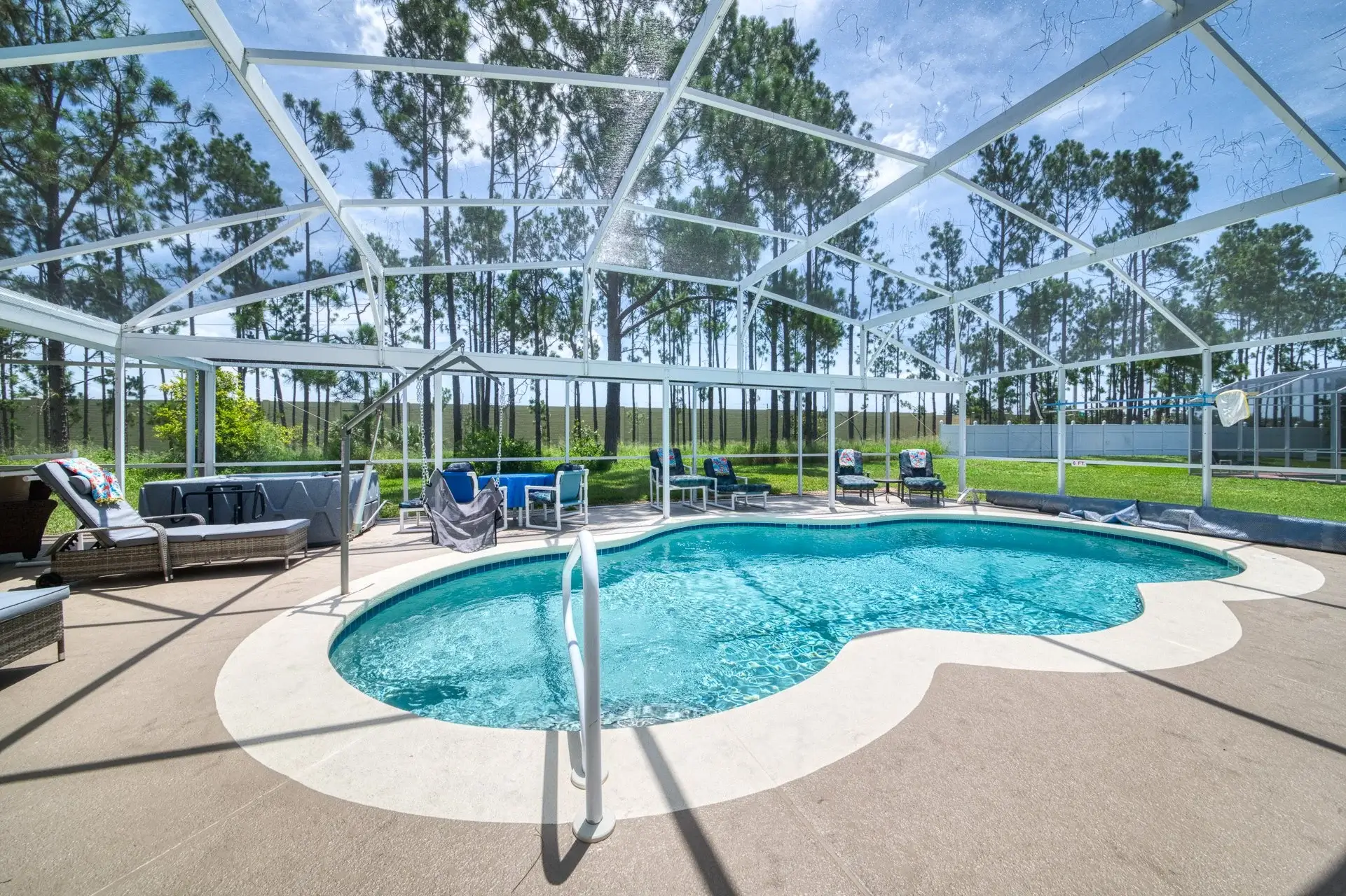232NW - 5 Bed, 3 Bath Wheelchair Accessible Villa