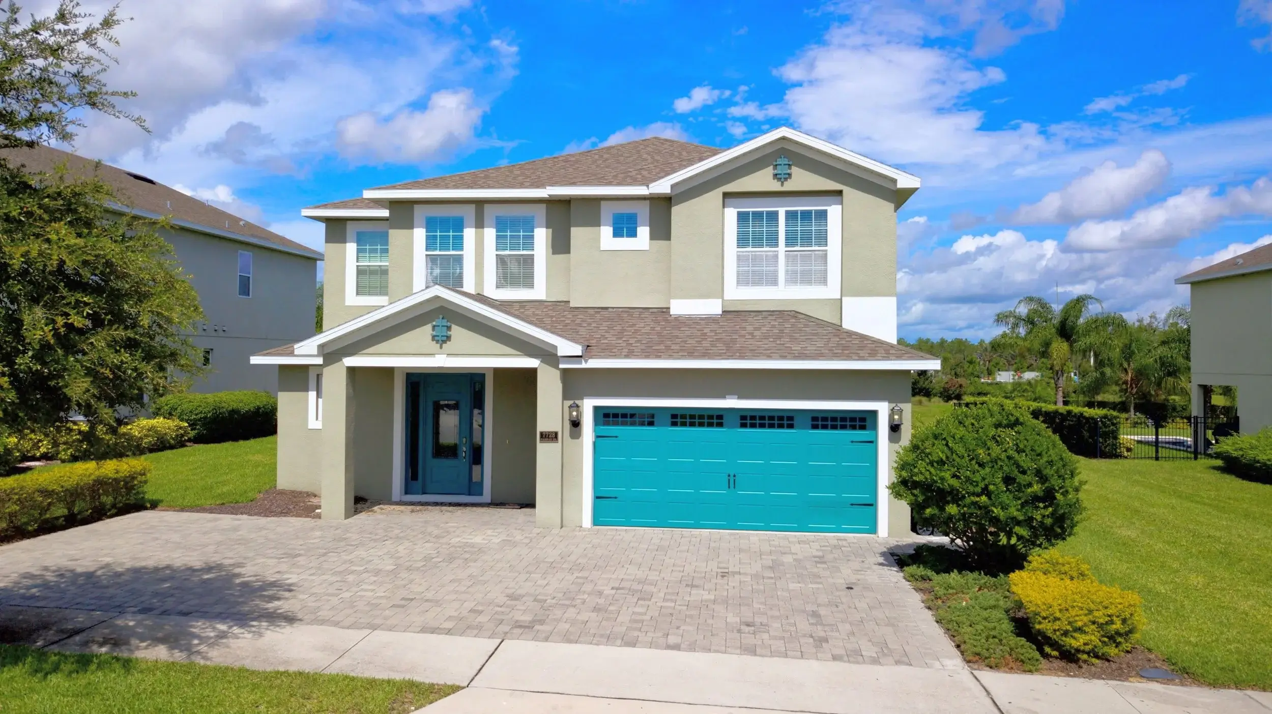 7728FD - Supreme 9 Bed Encore Villa with Tranquil Pool Area