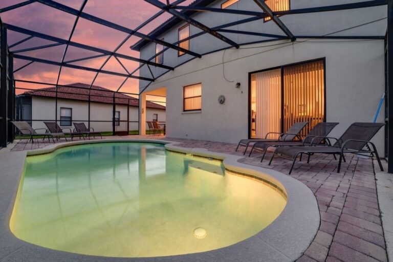 Snowbird Holidays in Florida: Your Guide to a Longer Stay